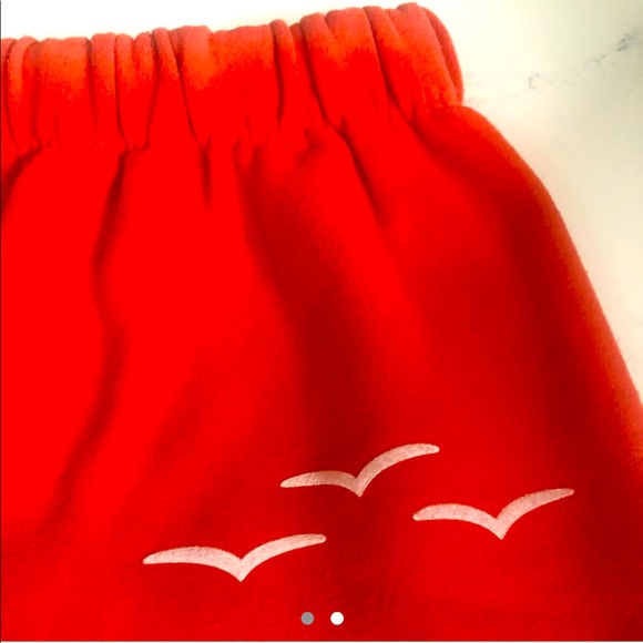 Red lazy pants! - Picture 2 of 2